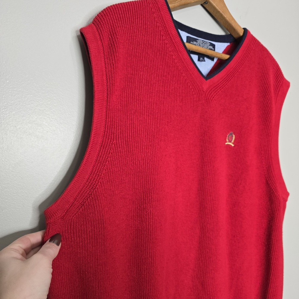 Tommy Hilfiger Mens Red Ribbed Cotton V-Neck Sweater Vest XL Crest Logo Navy - Picture 12 of 12